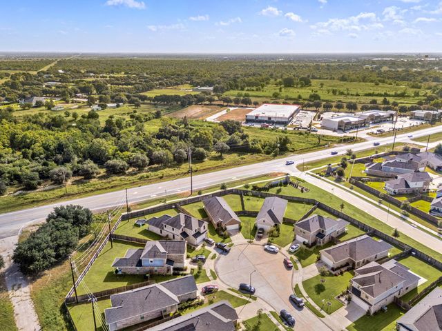 7403 French Quarter Court, Fulshear, TX 77441