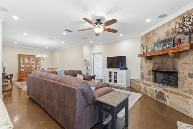 689 & 691 FM 1272, Grapeland, TX 75844