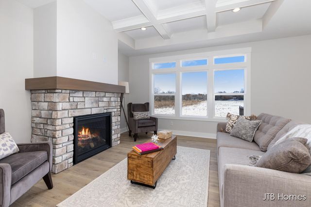 2020 Fallasburg Park Drive Ne 1, Vergennes Twp, MI 49331