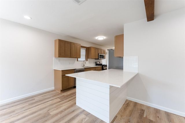 15823 Kueben Lane, Houston, TX 77489