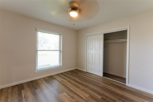 15823 Kueben Lane, Houston, TX 77489