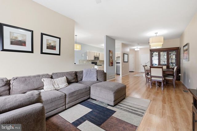 2002 BRAKEN AVE, Wilmington, DE 19808