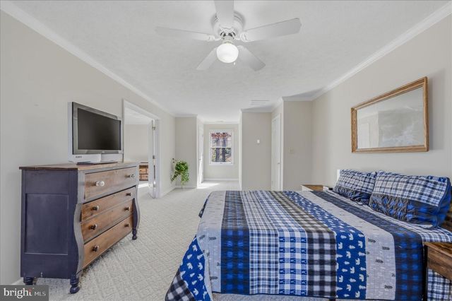 580 BRAEBURN DR, Augusta, WV 26704