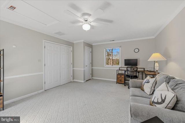 580 BRAEBURN DR, Augusta, WV 26704