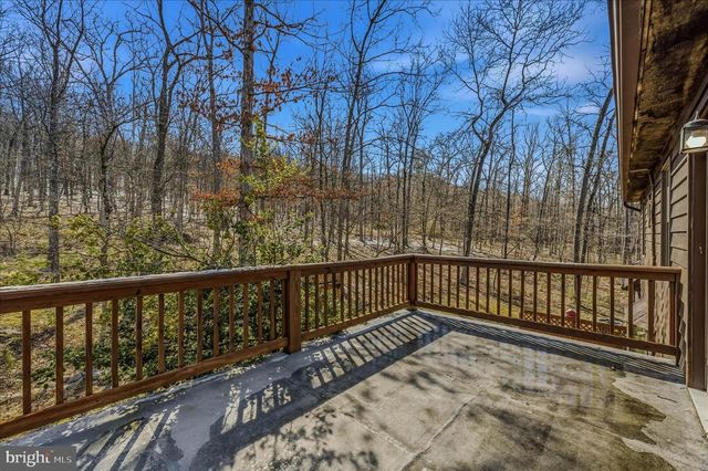 580 BRAEBURN DR, Augusta, WV 26704