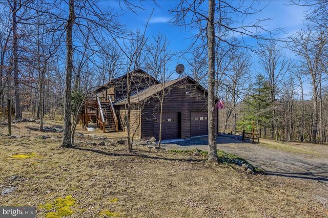 580 BRAEBURN DR, Augusta, WV 26704