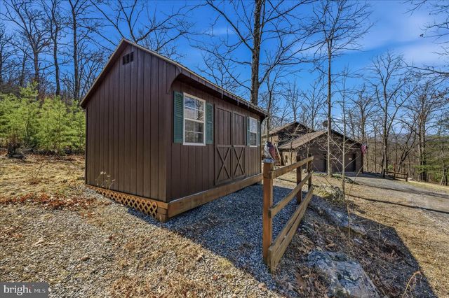 580 BRAEBURN DR, Augusta, WV 26704