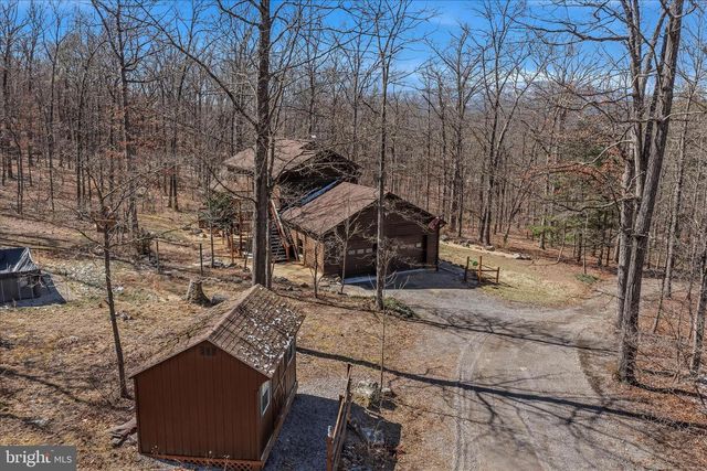 580 BRAEBURN DR, Augusta, WV 26704