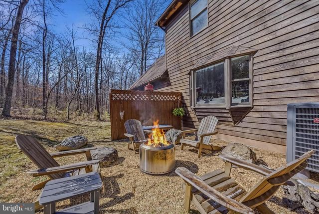 580 BRAEBURN DR, Augusta, WV 26704