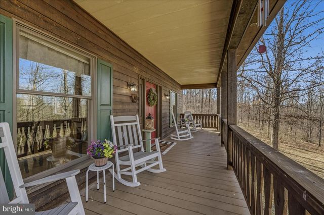 580 BRAEBURN DR, Augusta, WV 26704