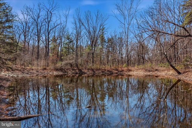 580 BRAEBURN DR, Augusta, WV 26704