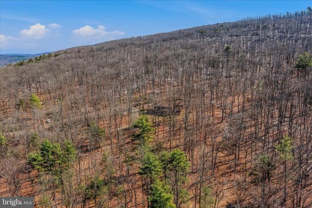 580 BRAEBURN DR, Augusta, WV 26704