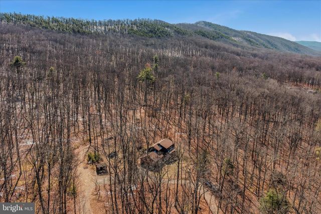 580 BRAEBURN DR, Augusta, WV 26704