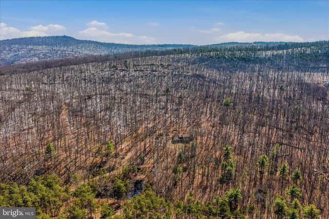 580 BRAEBURN DR, Augusta, WV 26704