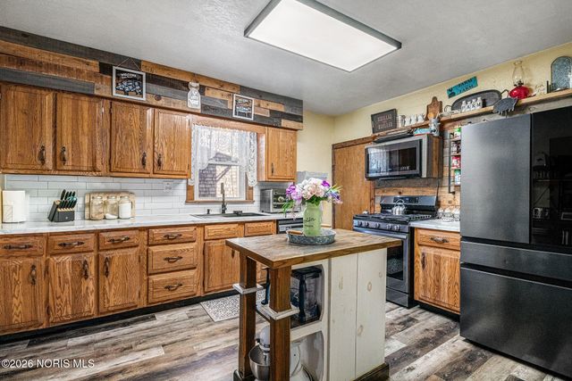 818 Nicholas Street, Defiance, OH 43512