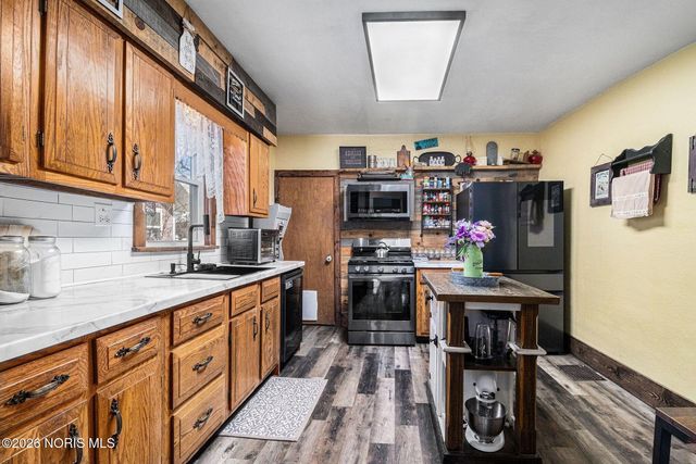 818 Nicholas Street, Defiance, OH 43512