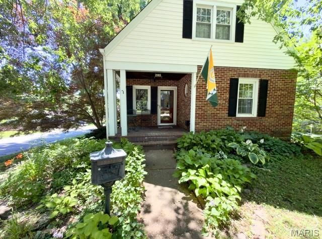 280 N Castello Street, Florissant, MO 63031