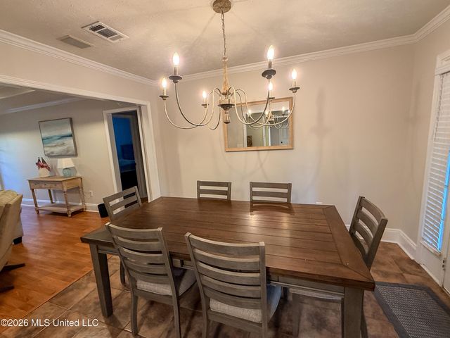 120 Oak Grove Drive, Brandon, MS 39047