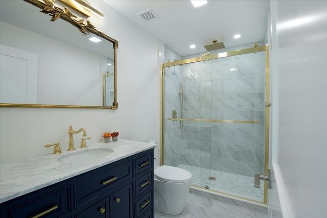 200 Sixth Avenue, Barnstable, MA 02672