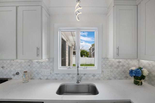 200 Sixth Avenue, Barnstable, MA 02672