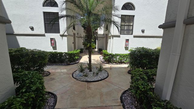 5139 Floria Way G, Boynton Beach, FL 33437