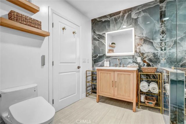 4601 Pepperwood, Long Beach, CA 90808