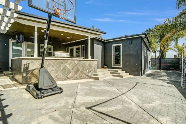 4601 Pepperwood, Long Beach, CA 90808