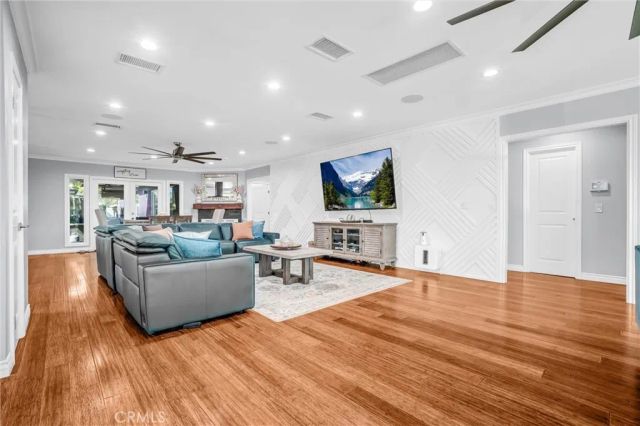 4601 Pepperwood, Long Beach, CA 90808