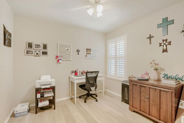 106 Paint Creek LN, Georgetown, TX 78633