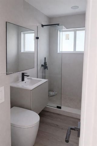 831 SW 39th Avenue, Fort Lauderdale, FL 33312