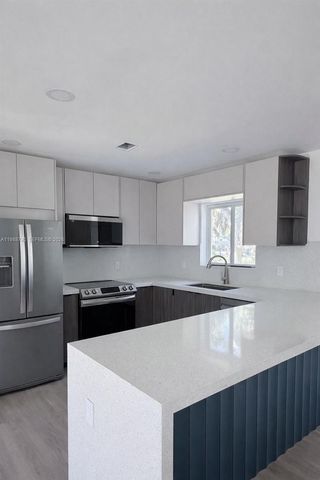 831 SW 39th Avenue, Fort Lauderdale, FL 33312