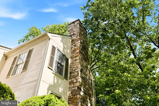 4 LINDEN HILL WAY SW, Leesburg, VA 20175