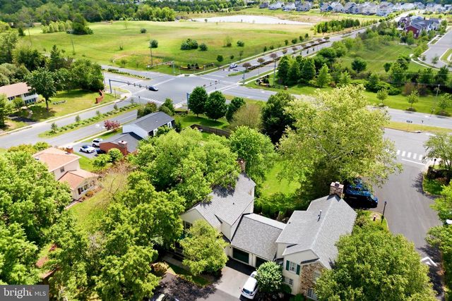 4 LINDEN HILL WAY SW, Leesburg, VA 20175