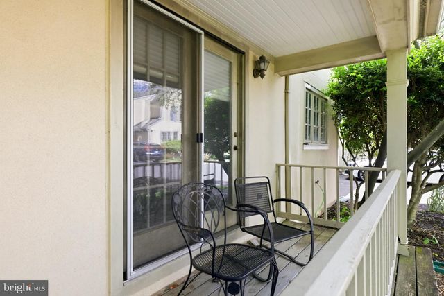 4 LINDEN HILL WAY SW, Leesburg, VA 20175