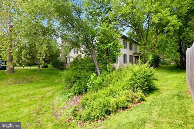 4 LINDEN HILL WAY SW, Leesburg, VA 20175