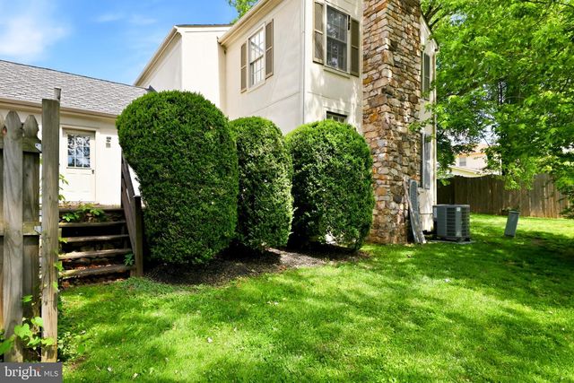 4 LINDEN HILL WAY SW, Leesburg, VA 20175