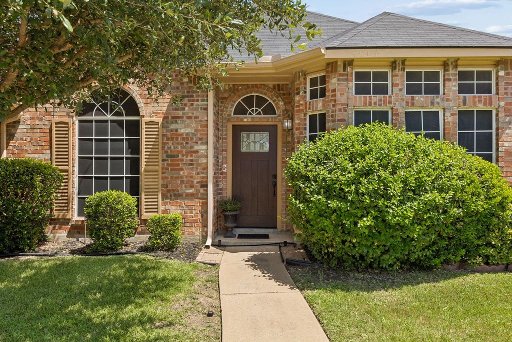 4404 San Fernando Lane, Mckinney, TX 75070