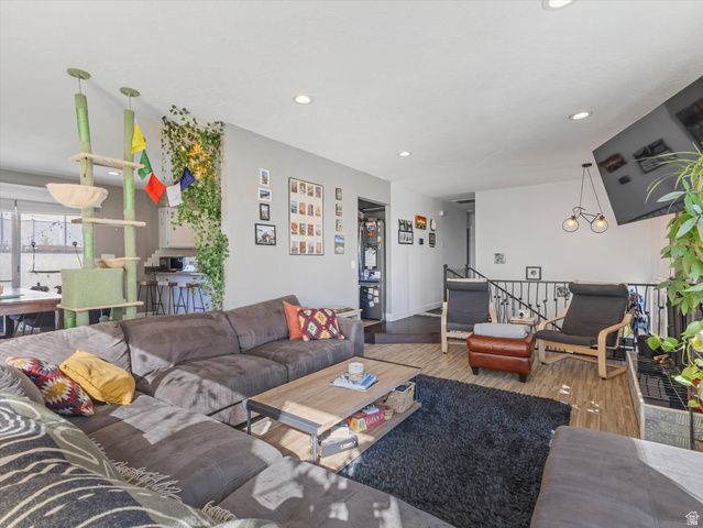 1125 S CUSTER AVE, Ogden, UT 84404