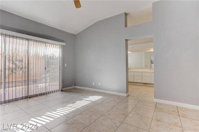 2528 Golden Sands Drive, Las Vegas, NV 89128