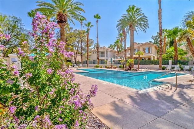 2528 Golden Sands Drive, Las Vegas, NV 89128