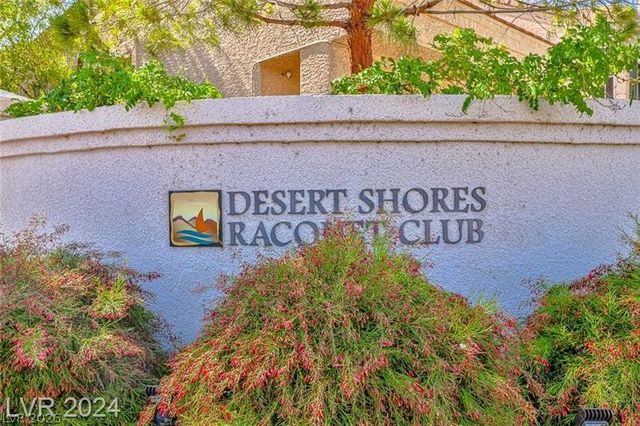 2528 Golden Sands Drive, Las Vegas, NV 89128