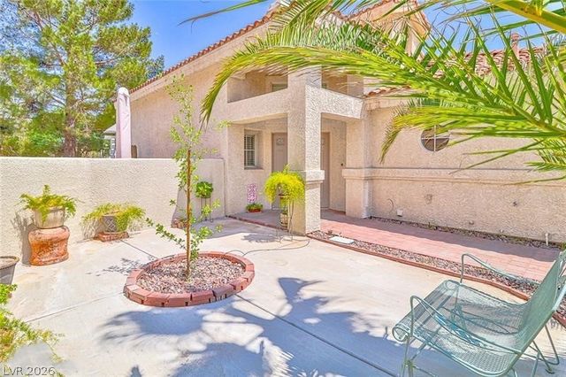 2528 Golden Sands Drive, Las Vegas, NV 89128
