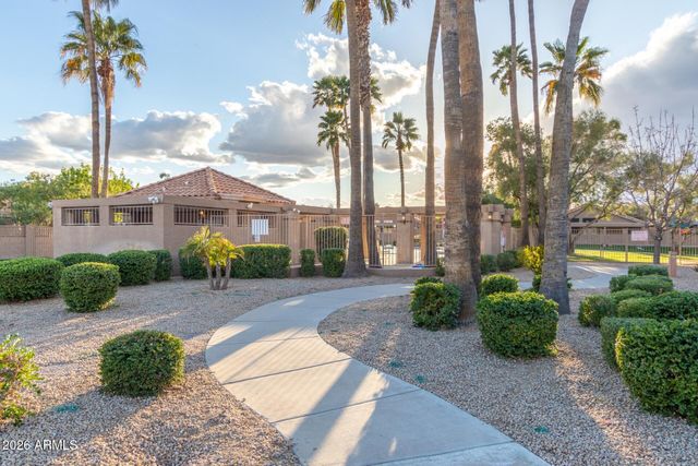 15821 N 51st Street, Scottsdale, AZ 85254