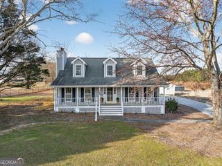 1213 Temple Johnson Road, Loganville, GA 30052