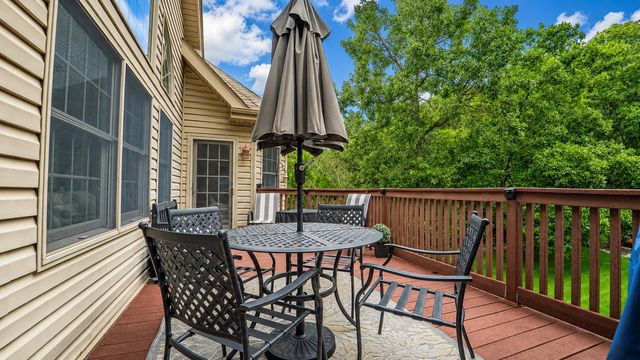 9385 Julia Drive, St. John, IN 46373