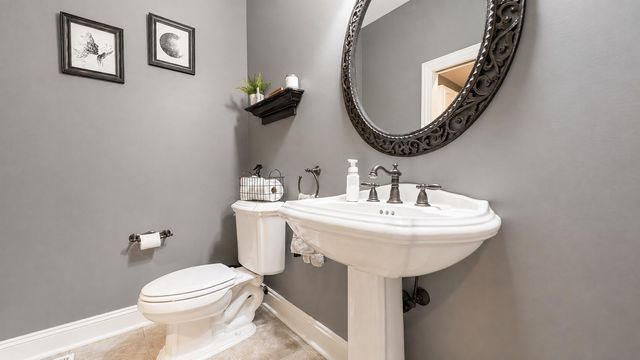 9385 Julia Drive, St. John, IN 46373