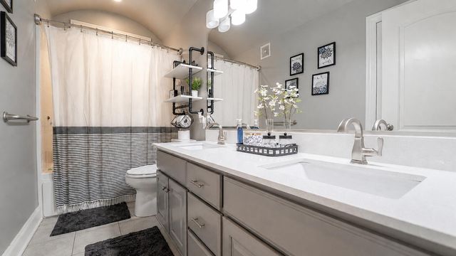 9385 Julia Drive, St. John, IN 46373