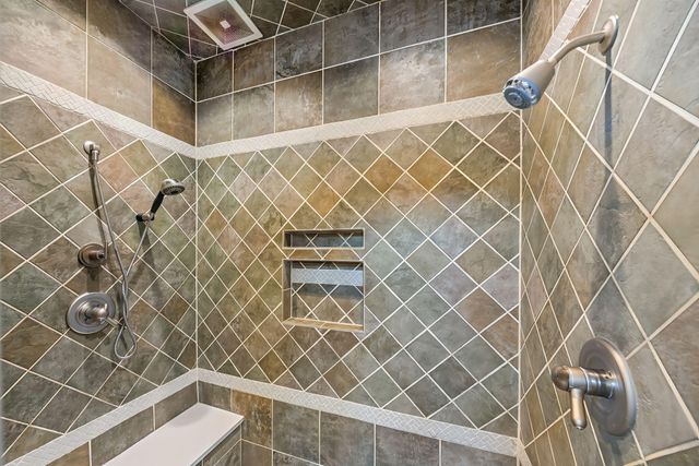 9385 Julia Drive, St. John, IN 46373