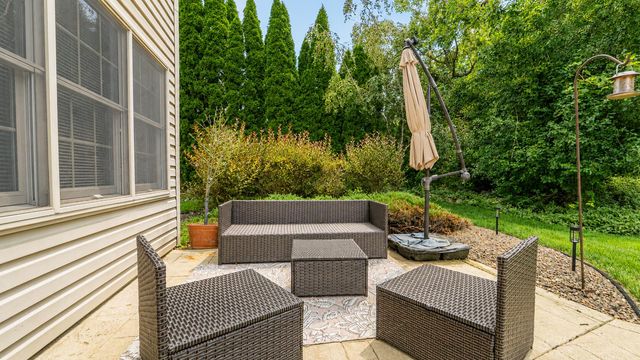 9385 Julia Drive, St. John, IN 46373