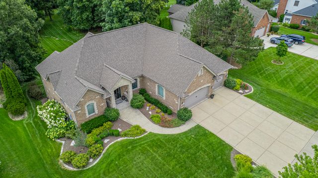 9385 Julia Drive, St. John, IN 46373